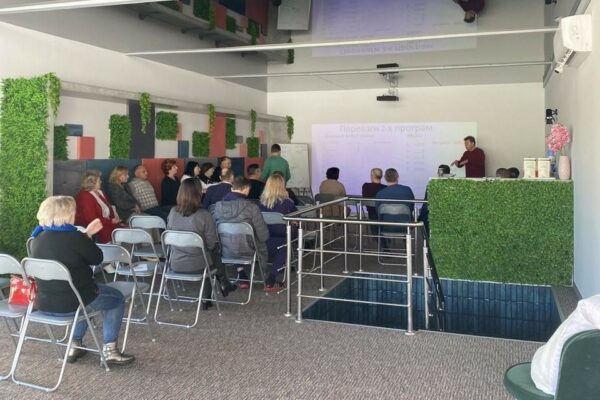 Рейтинг готелів із простором для семінарів в Карпатах восени